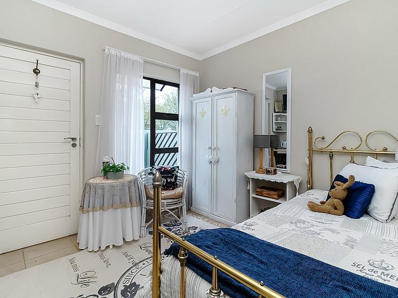 768628_14621480.jpg